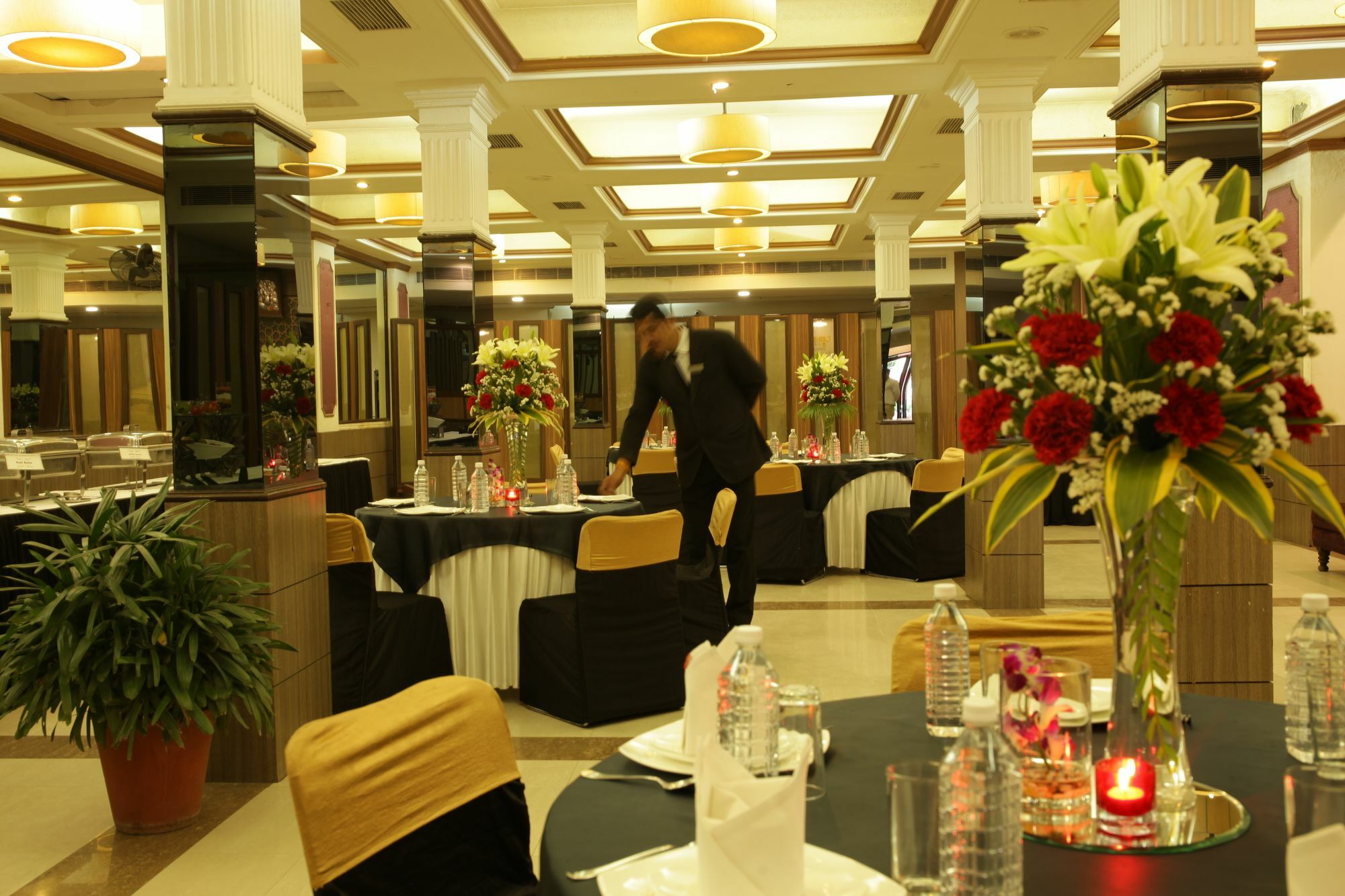 Surya Royal Hotel Кота Екстер'єр фото